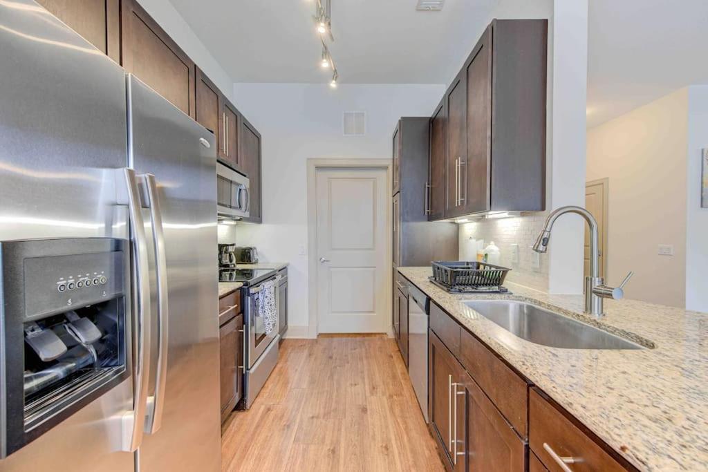 Cozy Apt Nrg Pool,Wi-Fi, Free Parking, Petsok! Houston Exteriér fotografie