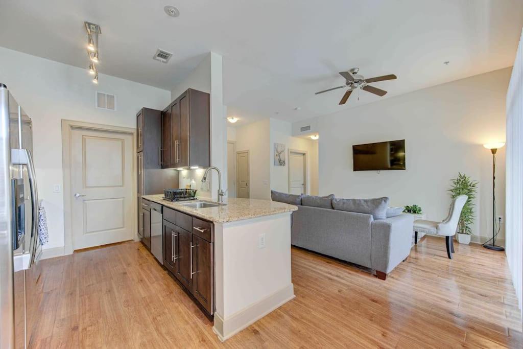Cozy Apt Nrg Pool,Wi-Fi, Free Parking, Petsok! Houston Exteriér fotografie