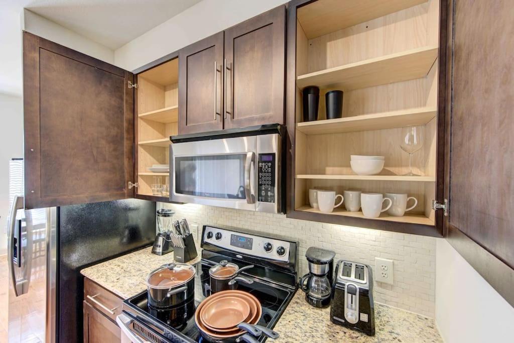 Cozy Apt Nrg Pool,Wi-Fi, Free Parking, Petsok! Houston Exteriér fotografie