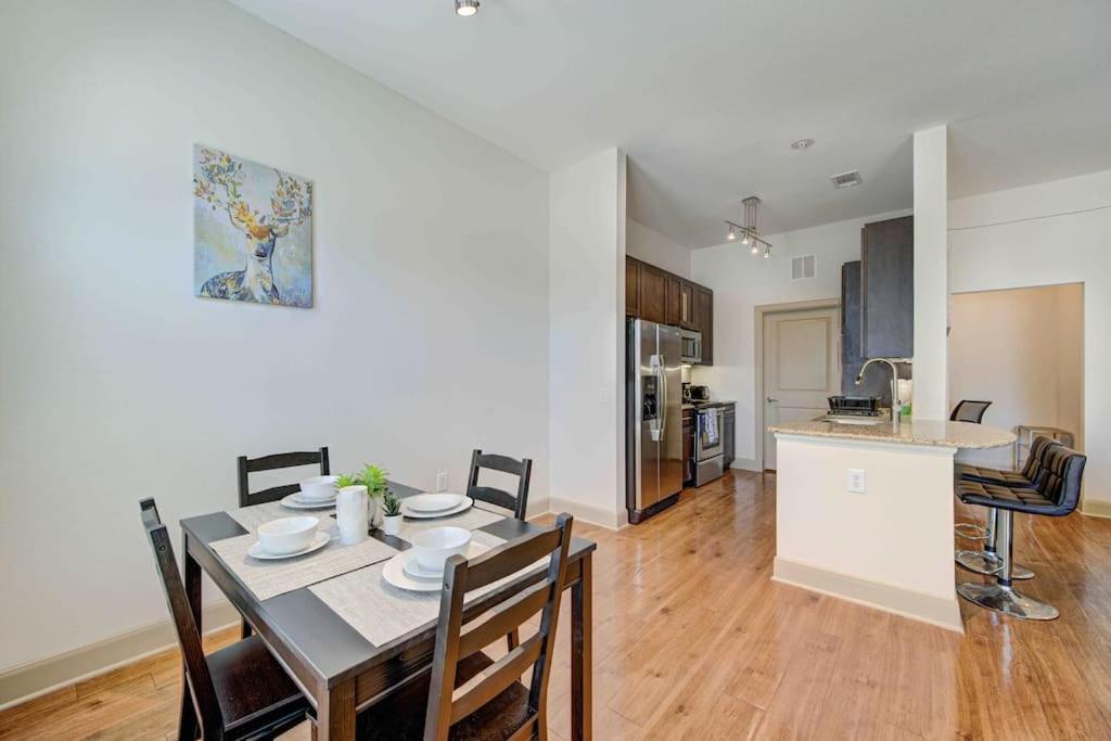 Cozy Apt Nrg Pool,Wi-Fi, Free Parking, Petsok! Houston Exteriér fotografie